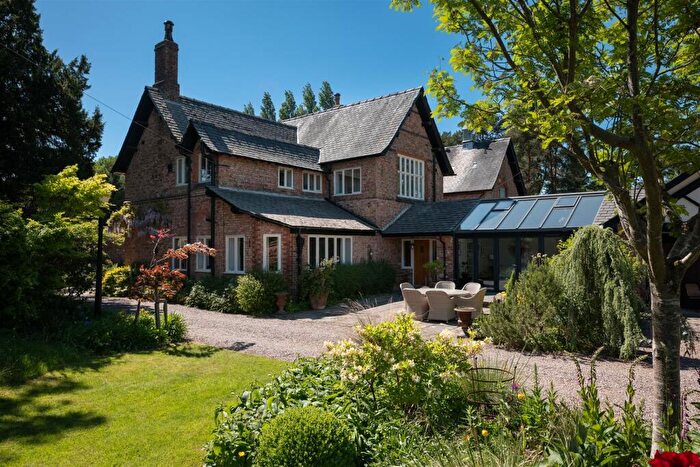 4 Bedroom Link Detached House For Sale In Altrincham Road, Styal, Wilmslow, SK9