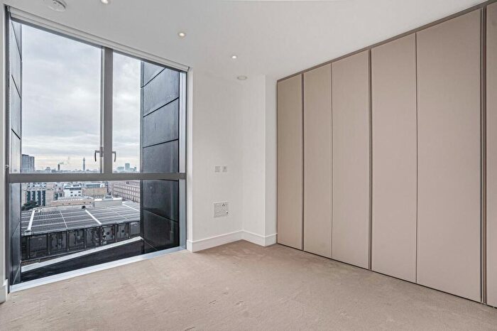 2 Bedroom Apartment For Sale In Bollinder Place, Carrara Tower, EC1V - Photo 10