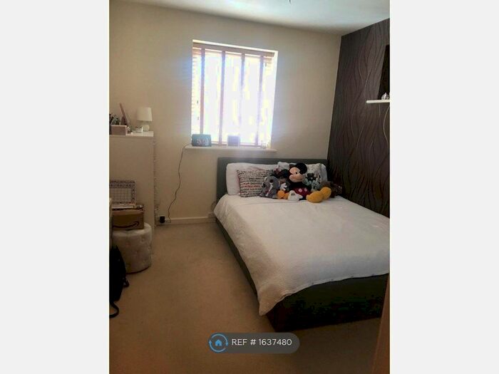 1 Bedroom Flat To Rent In Lock, Stoke-On-Trent, ST4