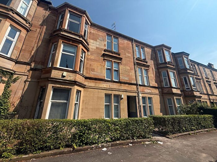 2 Bedroom Flat For Sale In Glenapp Street, Glasgow, Glasgow City, G41