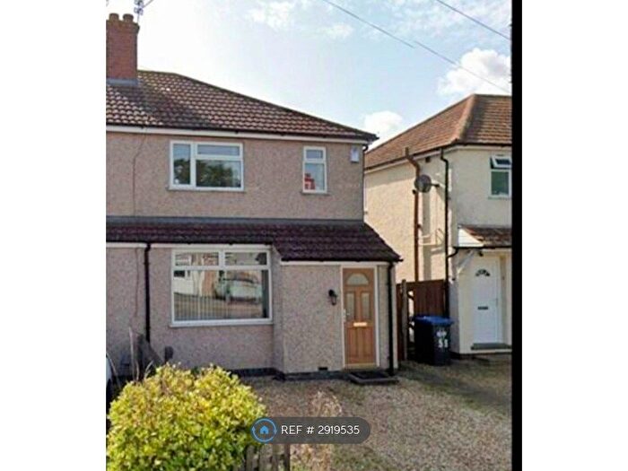 3 Bedroom Semi-Detached House To Rent In Balcombe Road, Rugby, CV22