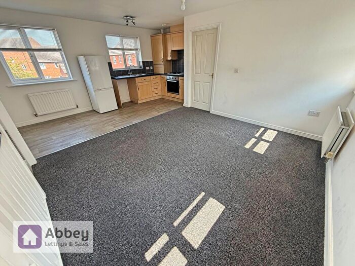 2 Bedroom Coach House To Rent In Sockburn Close, Hamilton, LE5