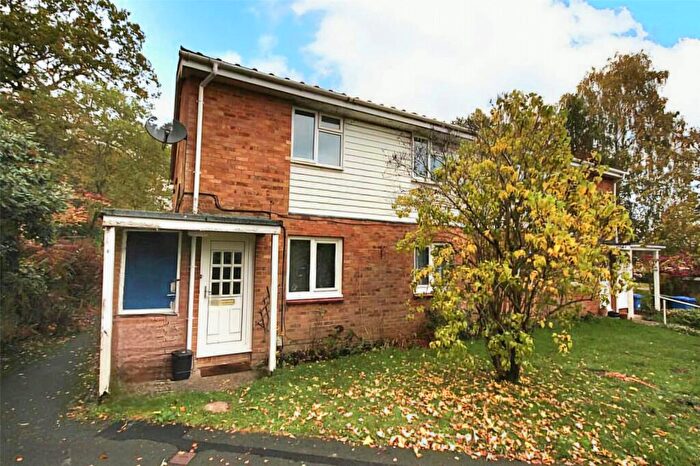 2 Bedroom Maisonette To Rent In Madingley, Bracknell, Berkshire, RG12