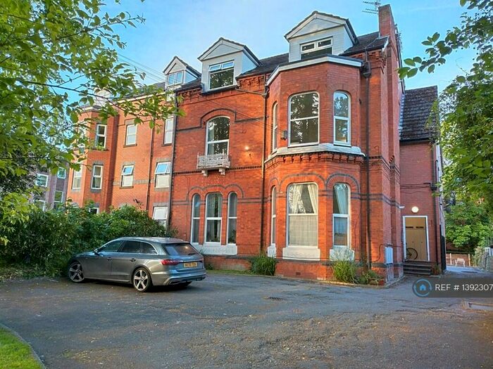 2 Bedroom Flat To Rent In Withington Road, Manchester, M16