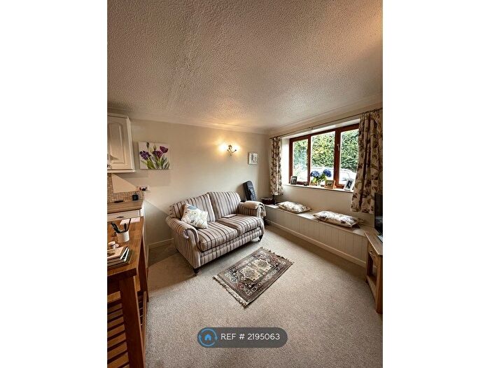1 Bedroom Flat To Rent In Dovedale, Cornworthy, TQ9