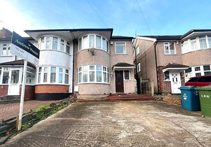 4 Bedroom End Of Terrace House To Rent In Durley Avenue, Pinner, HA5
