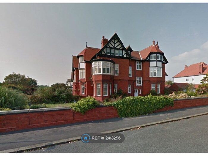 3 Bedroom Flat To Rent In Clifton Drive South, St Annes, FY8