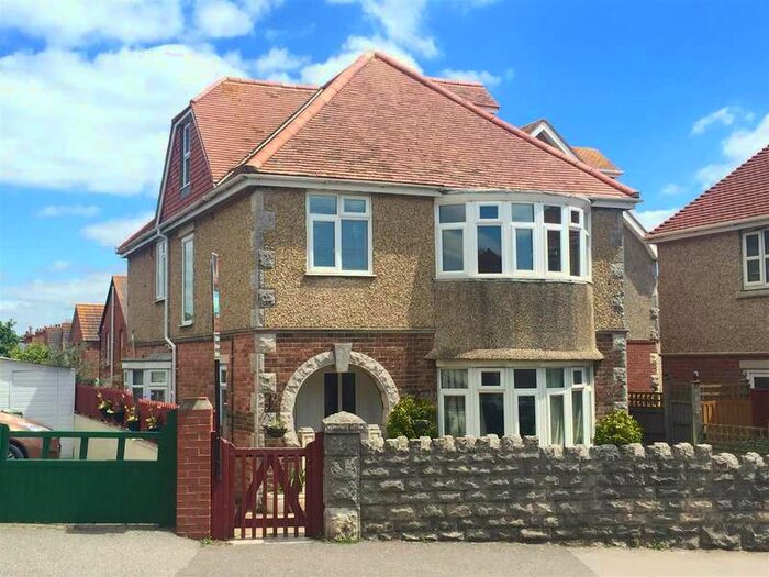 3 Bedroom Maisonette Flat To Rent In Portland Road, Wyke Regis, Weymouth, DT4