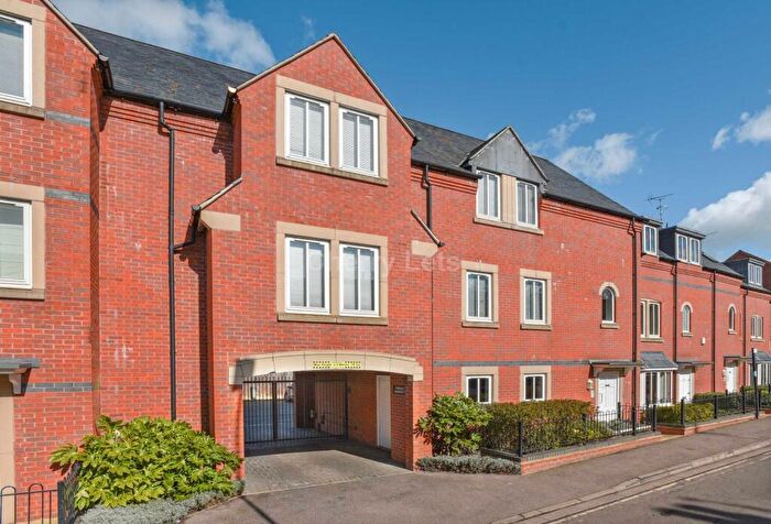 1 Bedroom Apartment To Rent In Bridge Court, Causeway, Banbury, OX16
