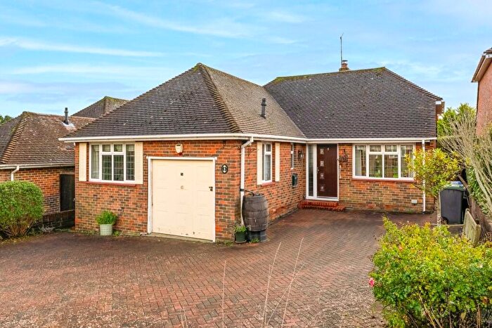2 Bedroom Bungalow For Sale In Franklands Close, Findon Valley, Worthing, West Sussex, BN14
