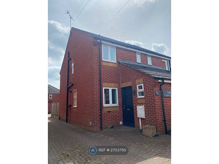 2 Bedroom Semi Detached House To Rent In Charles Court, Hucknall, Nottingham, NG15