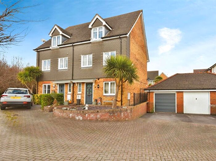 3 Bedroom Property For Sale In Blake Close, Whiteley, PO15