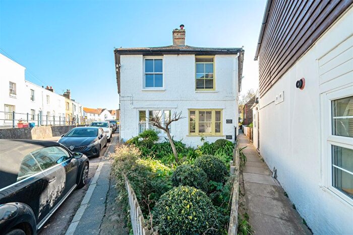 2 Bedroom Semi Detached House For Sale In Island Wall, Whitstable, CT5