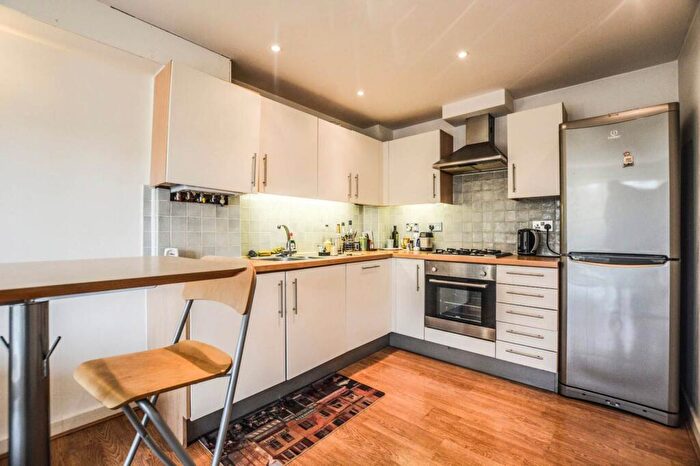 1 Bedroom Flat To Rent In Manchester Road, Canary Wharf, London, E14