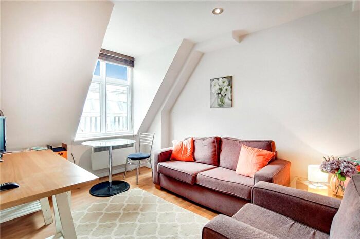 1 Bedroom Apartment To Rent In Fetter Lane, London, EC4A