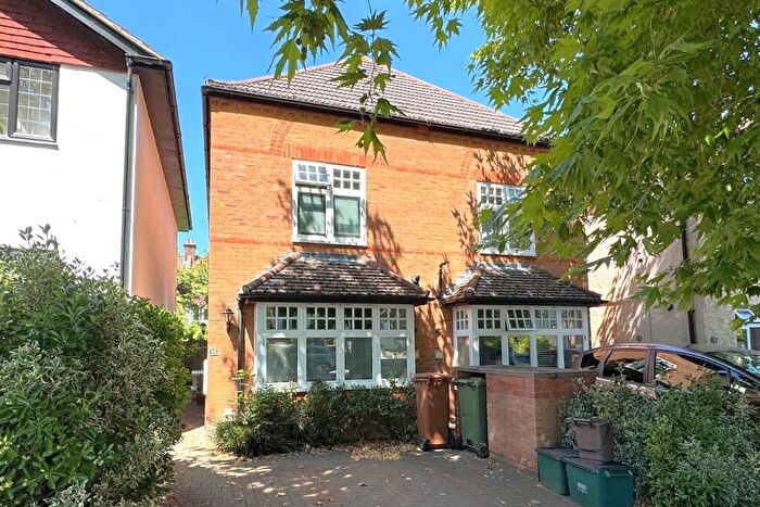 3 Bedroom Semi-Detached House For Sale In Ruskin Road, Carshalton, Surrey, SM5