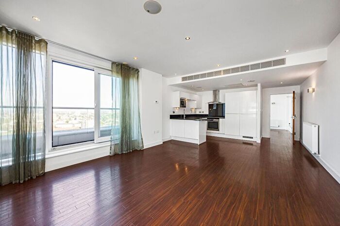 2 Bedroom Duplex To Rent In Western Gateway, Alaska Apartments, E16