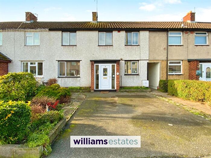 3 Bedroom Terraced House For Sale In Wynne Close, Rhuddlan, Rhyl, LL18