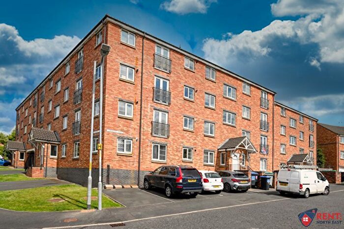2 Bedroom Flat To Rent In Bridges View, Gateshead, NE8