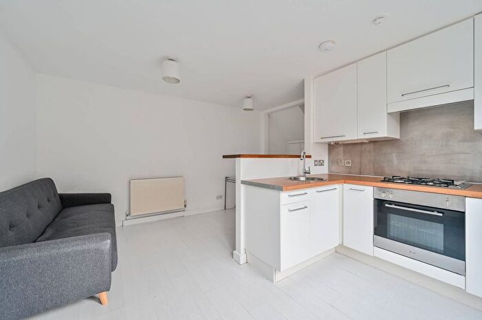 2 Bedroom Flat To Rent In The Heights, Charlton, London, SE7