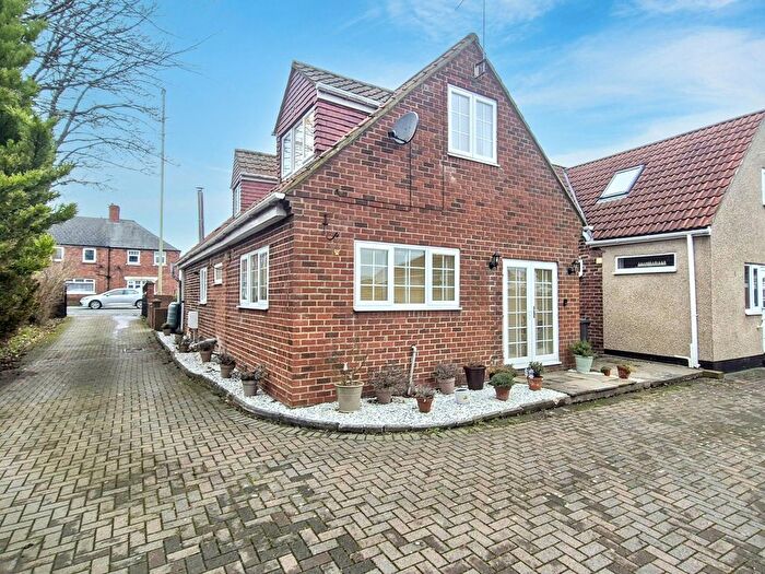 3 Bedroom Bungalow For Sale In Black Road, Hebburn, NE31