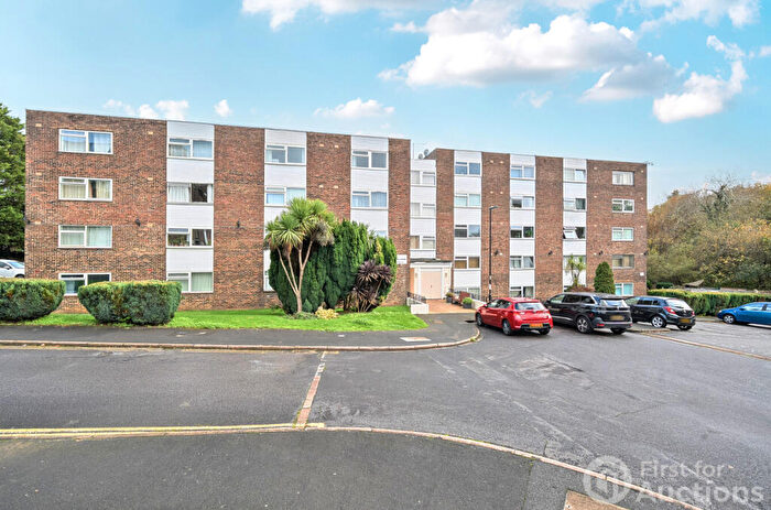 1 Bedroom Apartment For Sale In Anson Drive, Southampton, Hampshire, SO19