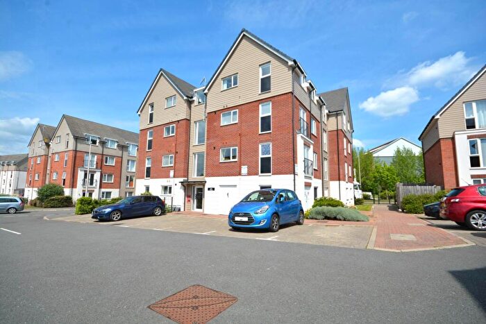 2 Bedroom Apartment For Sale In Lyon House, Butterfield Gardens, CV21