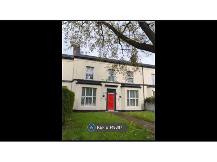 2 Bedroom Flat To Rent In Old Swan, Liverpool, L13