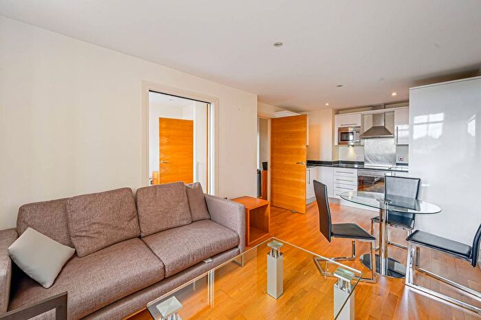 2 Bedroom Flat To Rent In Marsham Street, Westminster, London, SW1P