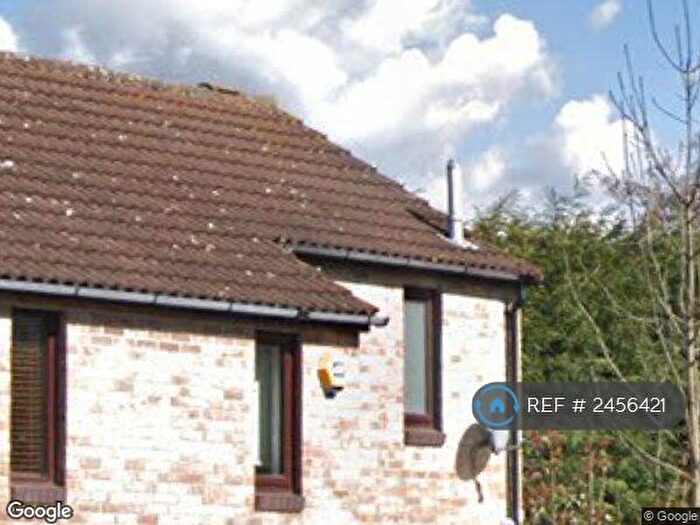 2 Bedroom End Of Terrace House To Rent In Wyndham Close, Sutton, SM2