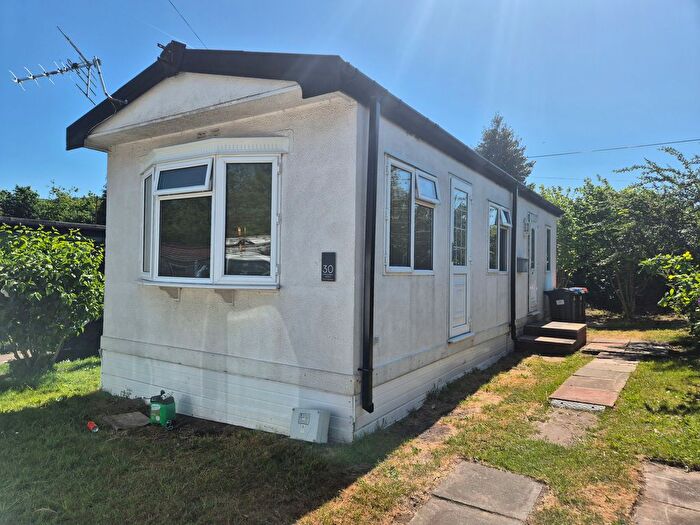 1 Bedroom Mobile/park Home To Rent In Chester Road, Frodsham, WA6