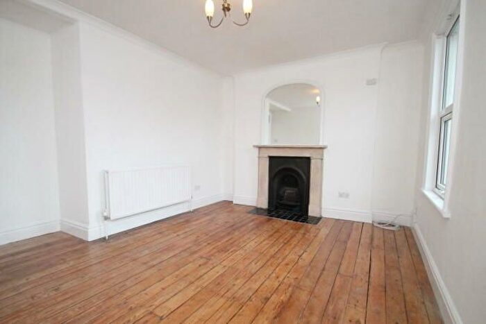 2 Bedroom Flat To Rent In Elswick Road, London, SE13