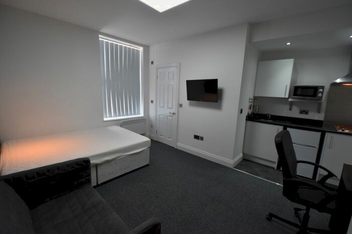 Studio To Rent In Marton Road, Middlesbrough, TS4