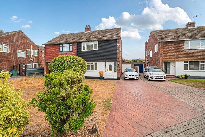 3 Bedroom Semi Detached House For Sale In Barham Close, Bromley, Kent, BR2