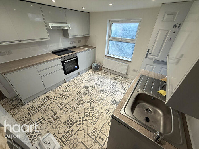 1 Bedroom Flat To Rent In Ashton Road, Luton, LU1