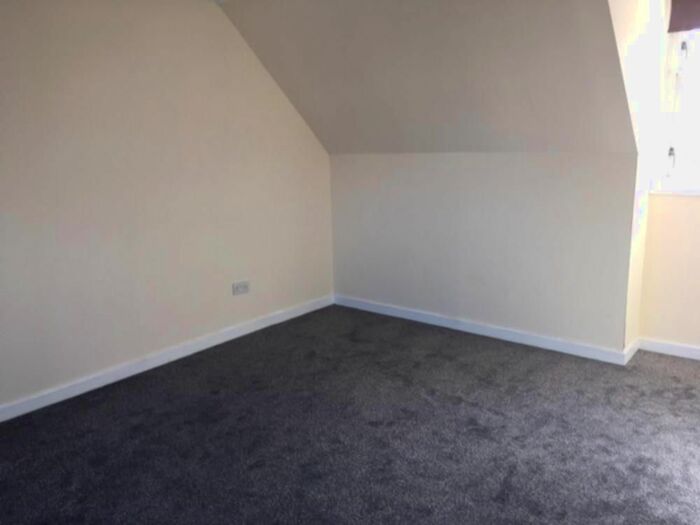2 Bedroom Flat To Rent In E Rosemount Place, Aberdeen, AB25