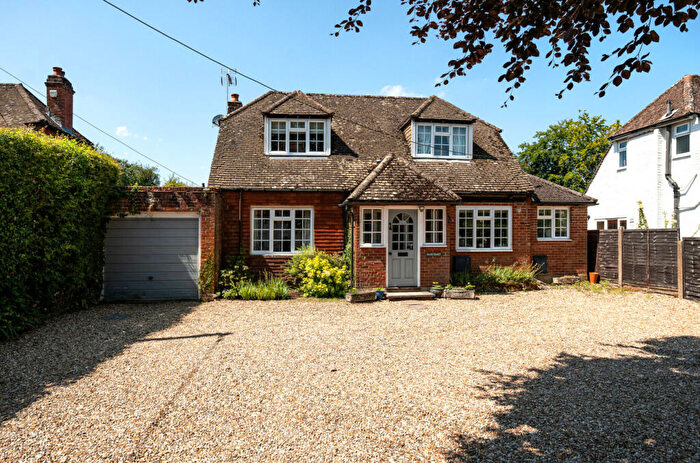 3 Bedroom Detached House For Sale In Pankridge Street, Crondall, Farnham, Hampshire, GU10
