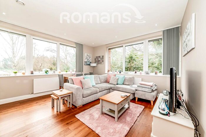 2 Bedroom Flat To Rent In Fleet House, Fleet, GU51