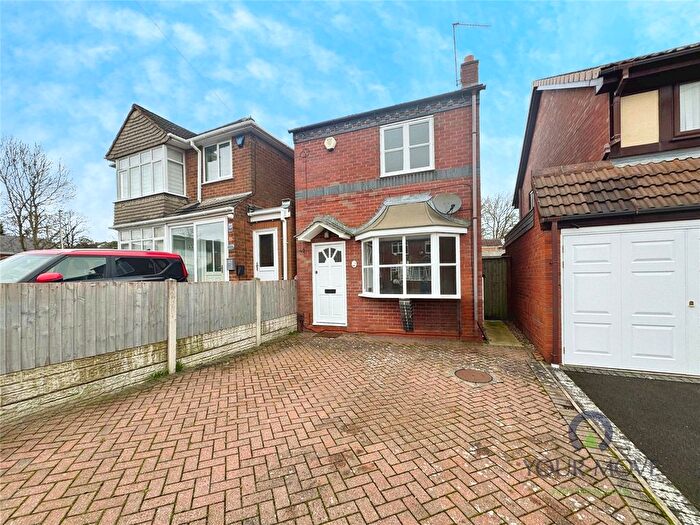 2 Bedroom Detached House To Rent In Griffin Street, Dudley, West Midlands, DY2