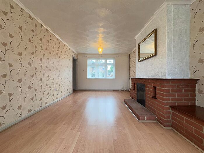 3 Bedroom Terraced House For Sale In Claudian Way, Grays, RM16