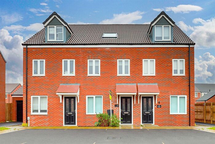 3 Bedroom Terraced House To Rent In Canada Close, Stoke Bardolph, Nottingham, NG14