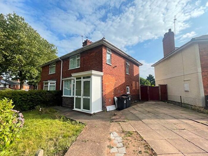 3 Bedroom Semi-Detached House To Rent In Jutland Road, Birmingham, B13