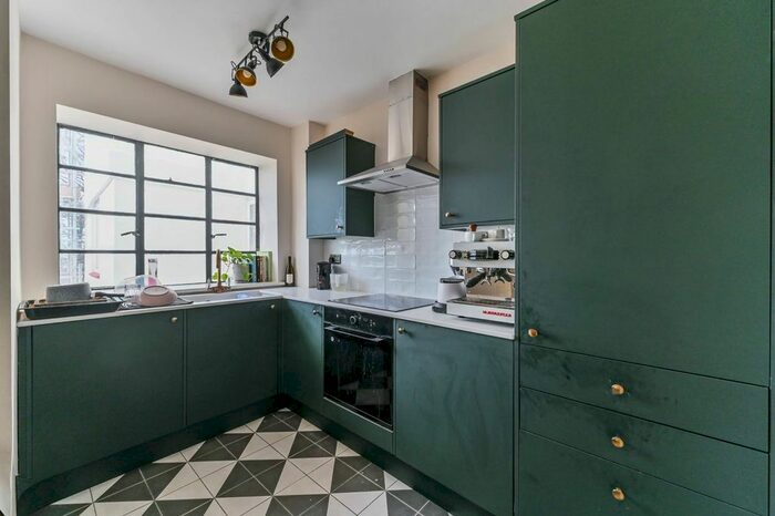 1 Bedroom Flat To Rent In The Woodlands, London, Crystal Palace, London, SE19