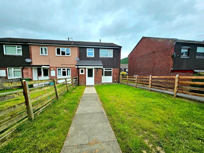 3 Bedroom End Of Terrace House To Rent In Radnor Drive, Knighton, Powys, LD7