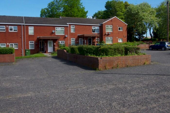 2 Bedroom Flat To Rent In First Floor Flat At Caldew Court, DH5