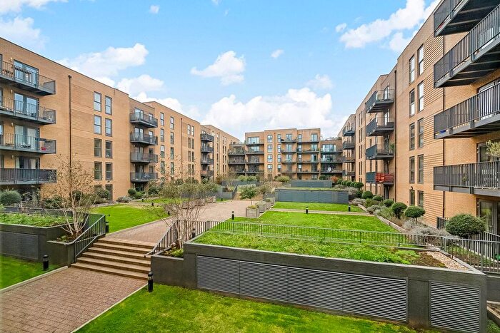 2 Bedroom Flat For Sale In Apple Yard, Anerley, London, SE20