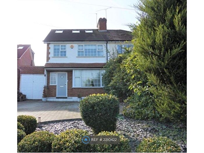 4 Bedroom Semi-Detached House To Rent In Hilfield Lane, Aldenham, Watford, WD25