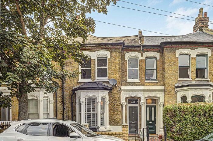 1 Bedroom Flat To Rent In Mervan Road, Brixton, SW2