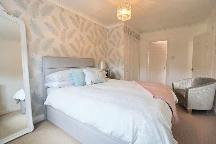 4 Bedroom Detached House For Sale In Myrrfield Road, Bishopdown, SP1