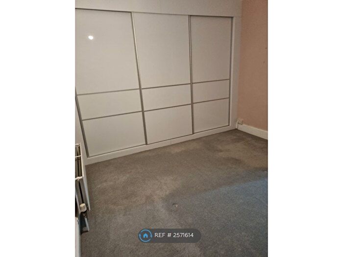 2 Bedroom End Of Terrace House To Rent In Milner Street, Newark, NG24